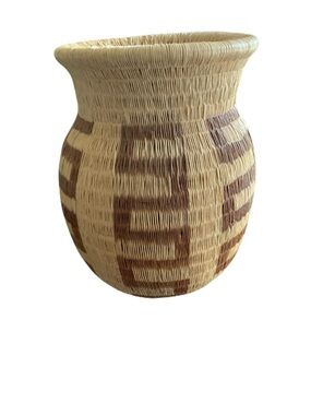 Wounaan Style Handwoven Basket Zig Zag Motif Panama Chunga Palm Tribal Art Vase